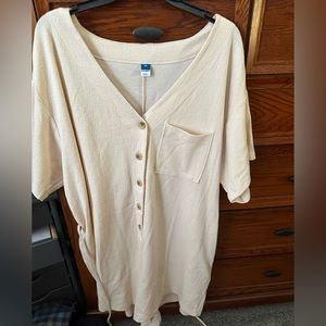 Super cute linen colored Women’s romper 2X